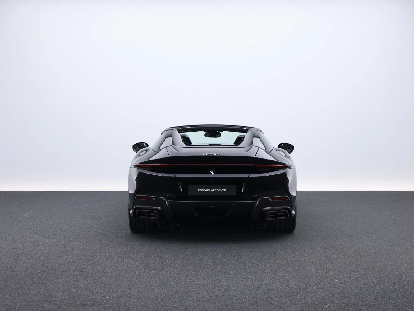 2025 Ferrari 12Cilindri Spider, 4/30