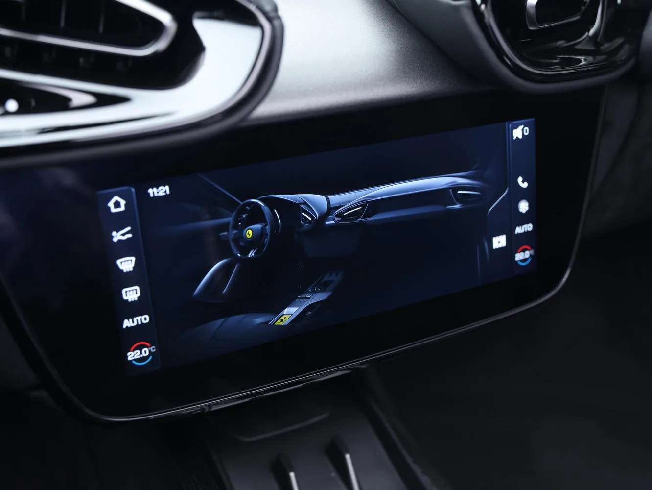 2025 Ferrari 12Cilindri Spider, 17/30
