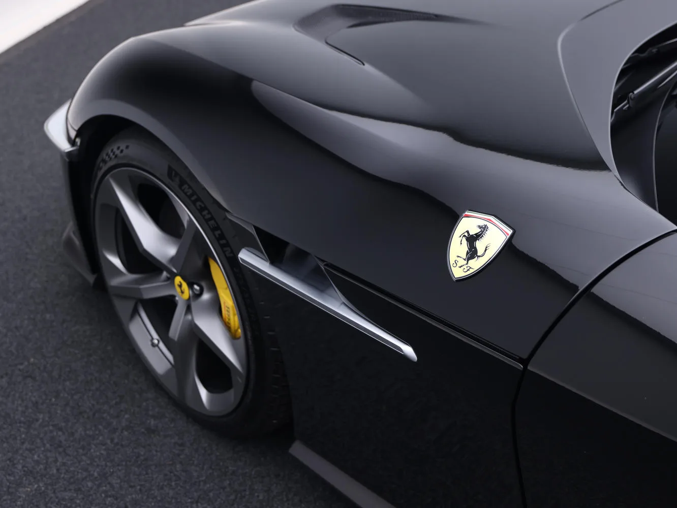 2025 Ferrari 12Cilindri Spider, 25/30