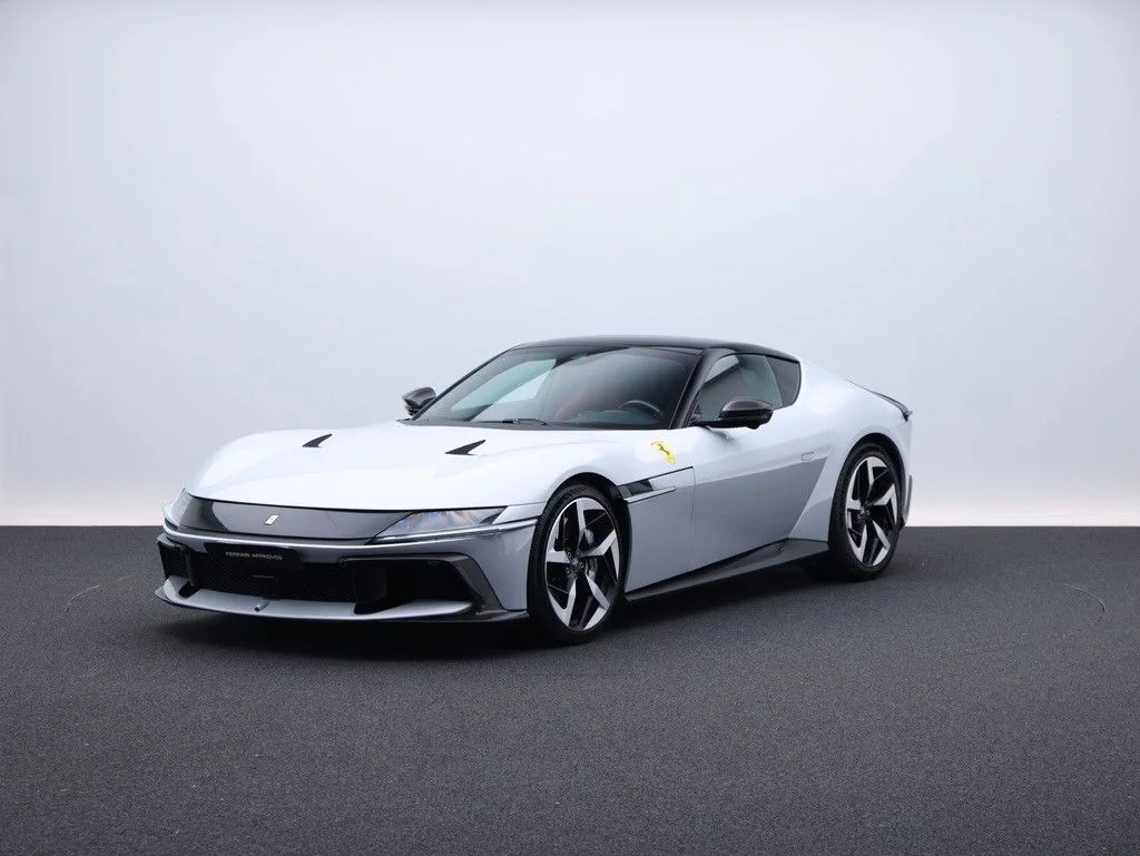 2025 Ferrari 12Cilindri proposta da un concessionario specializzato a Frankfurt am Main, Germania, foto principale