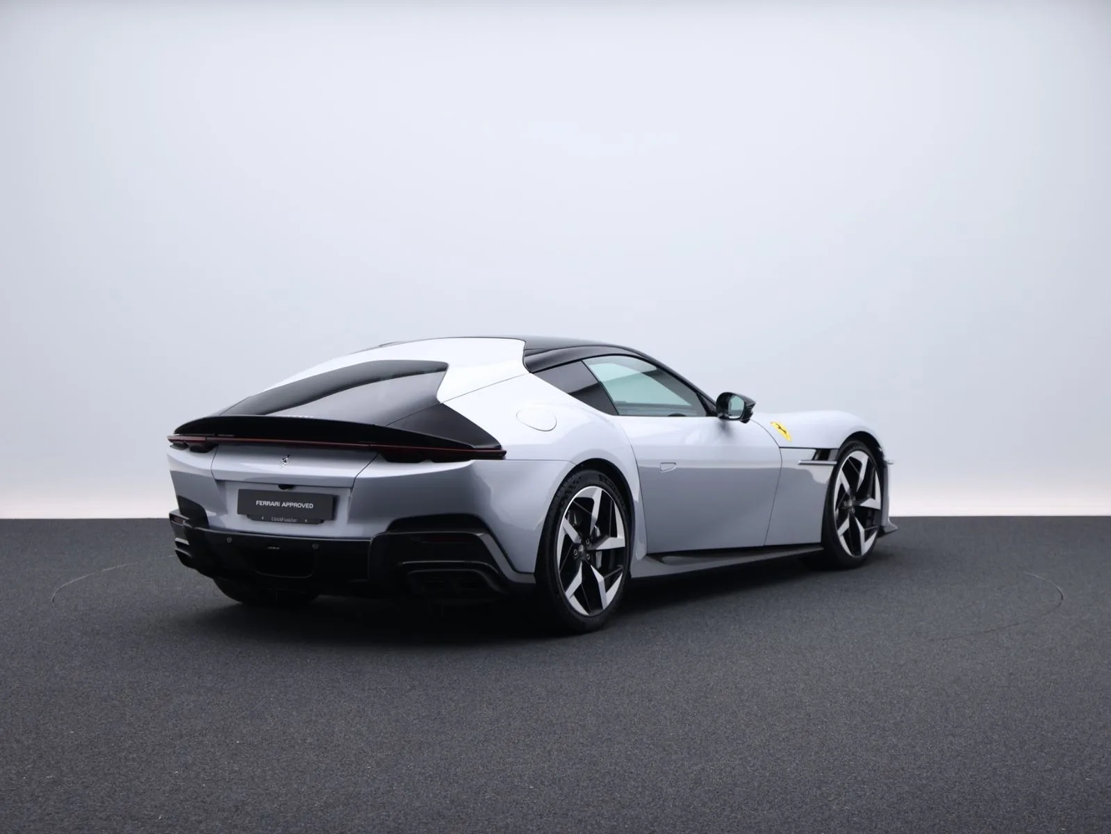 2025 Ferrari 12Cilindri, 5/29