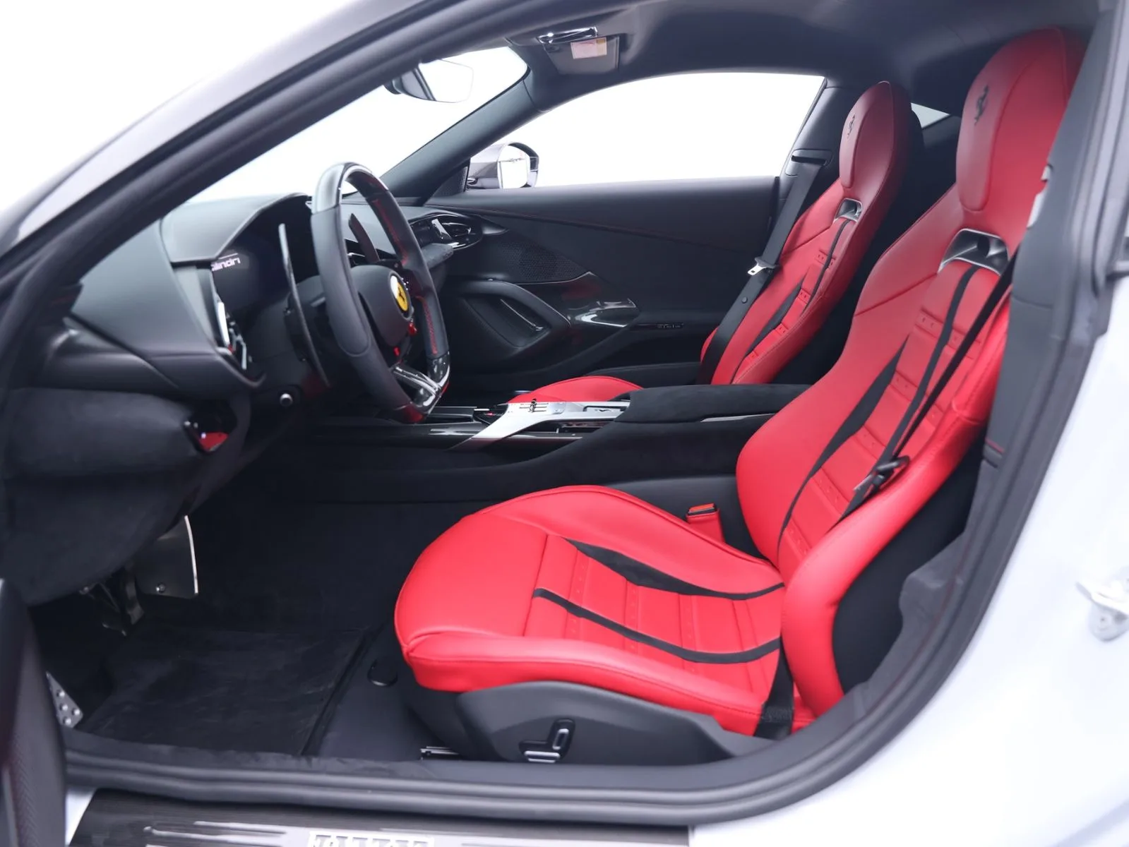 2025 Ferrari 12Cilindri, 9/29