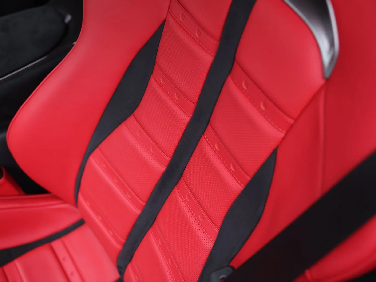 2025 Ferrari 12Cilindri, 26/29