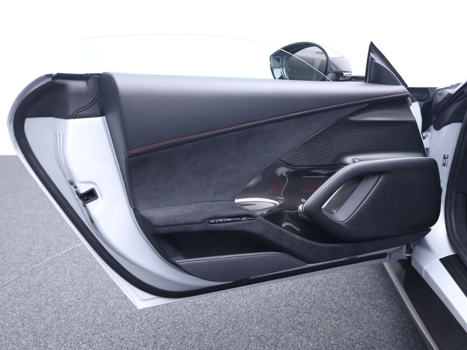 2025 Ferrari 12Cilindri, 29/29