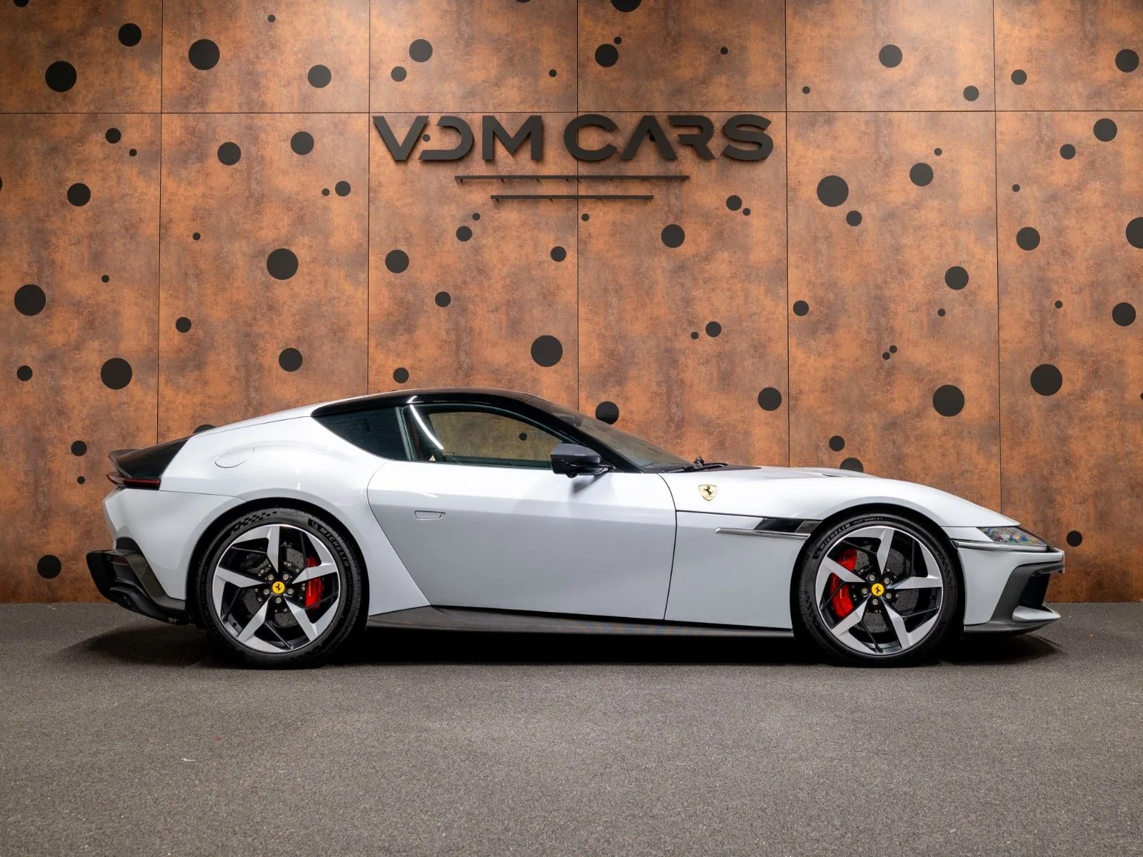 2025 Ferrari 12Cilindri, 6/30