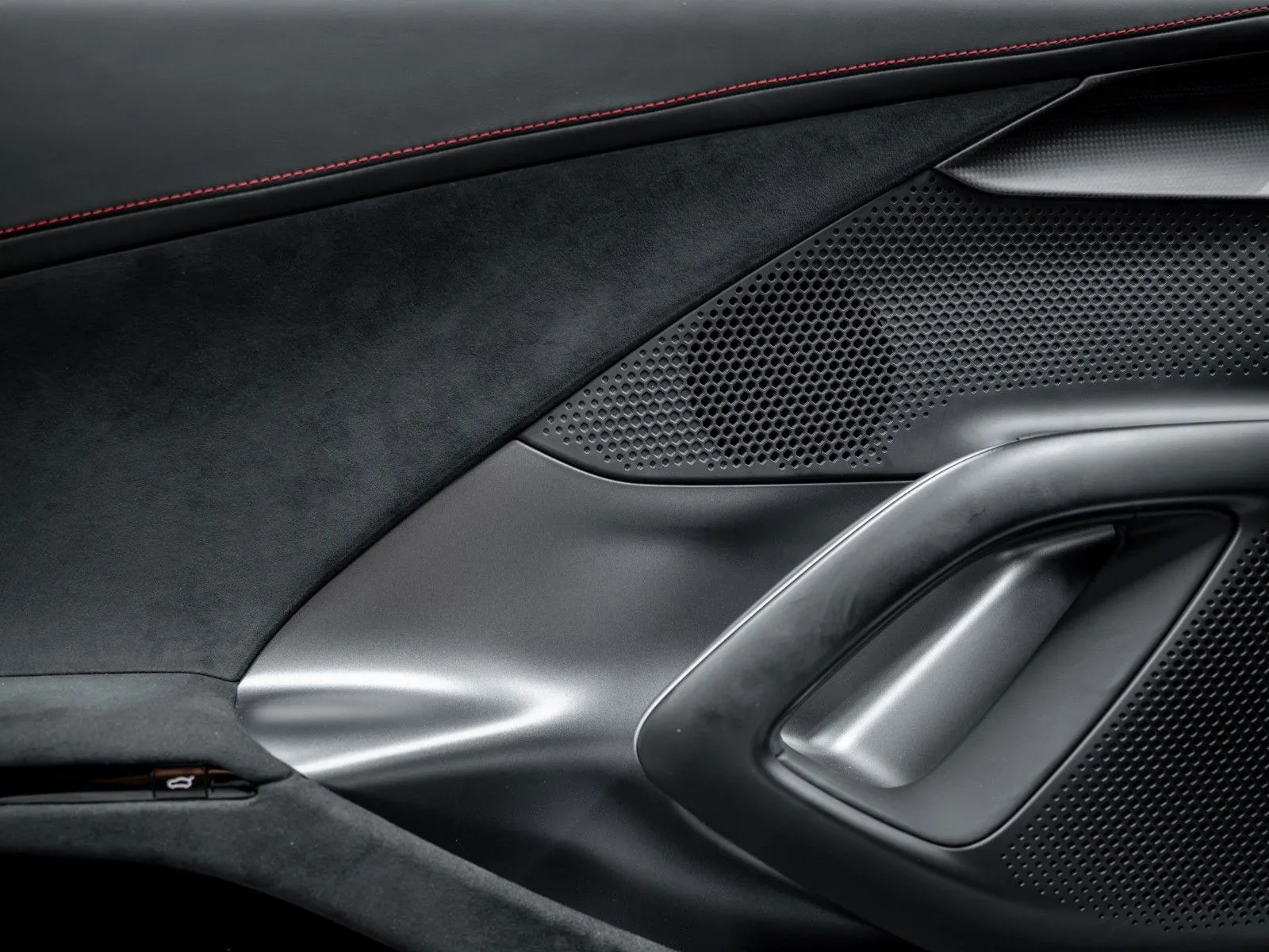 2025 Ferrari 12Cilindri, 30/30