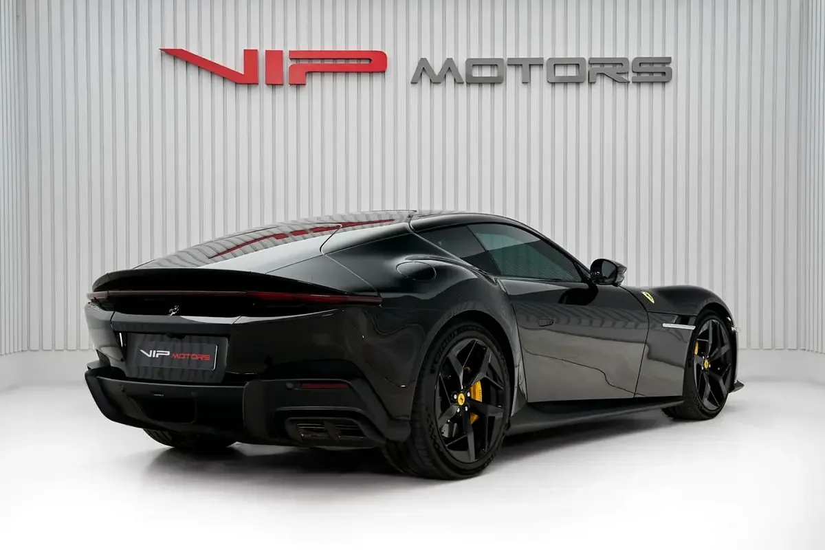 2025 Ferrari 12Cilindri, 5/13