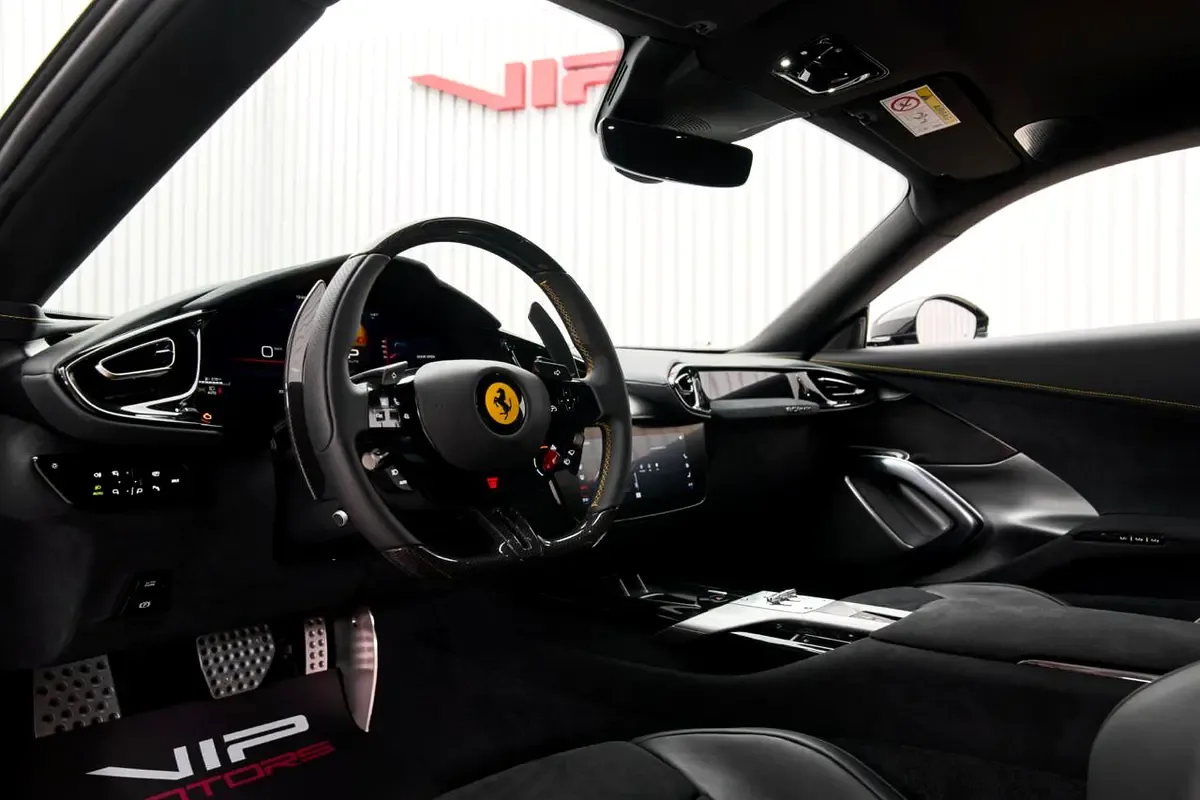 2025 Ferrari 12Cilindri, 11/13