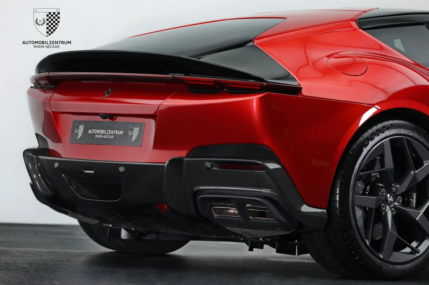 2025 Ferrari 12Cilindri angeboten von einem Supersportwagenhändler in Viernheim, Deutschland, Foto 9 von 25