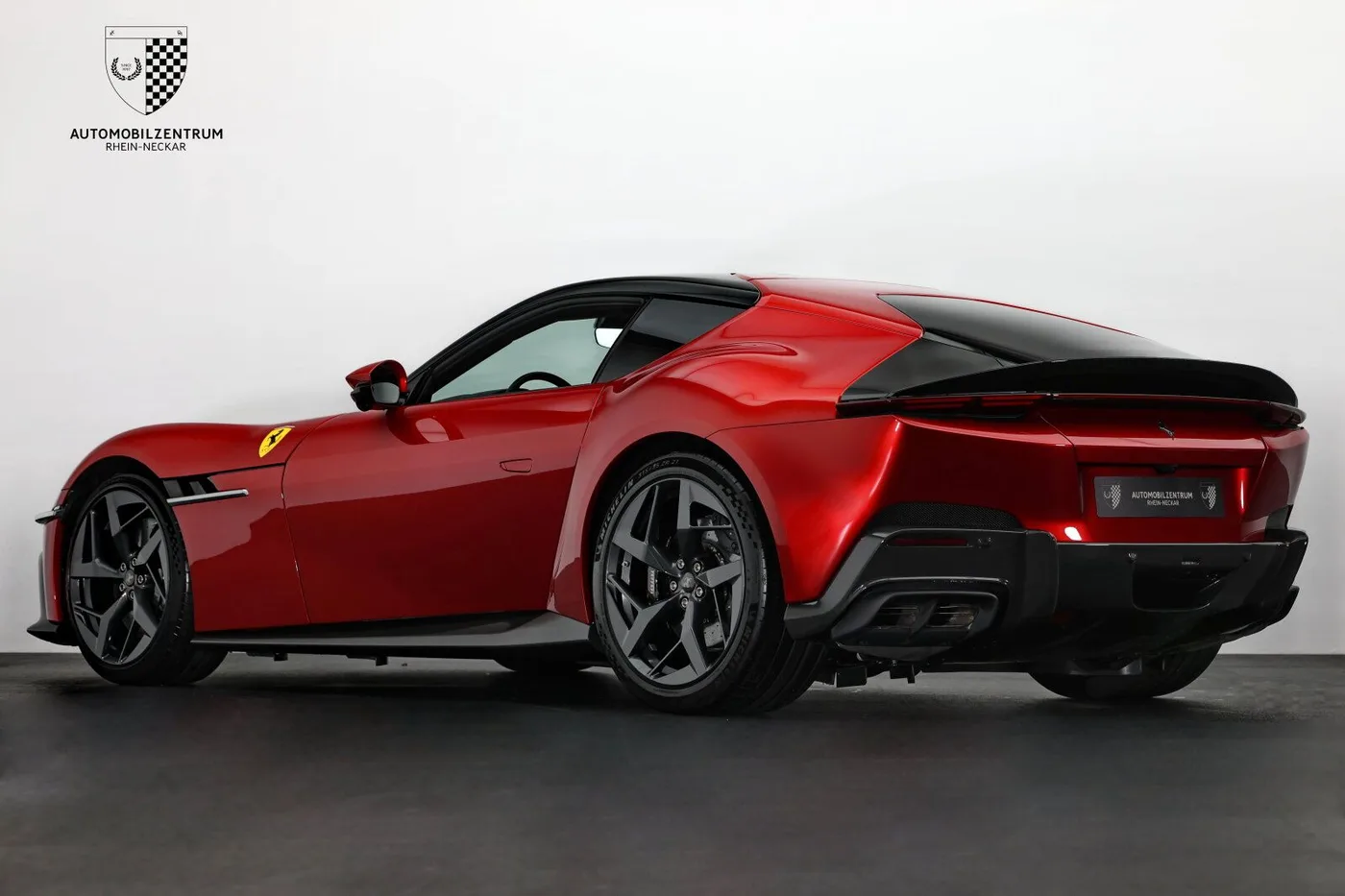 2025 Ferrari 12Cilindri angeboten von einem Supersportwagenhändler in Viernheim, Deutschland, Foto 10 von 25