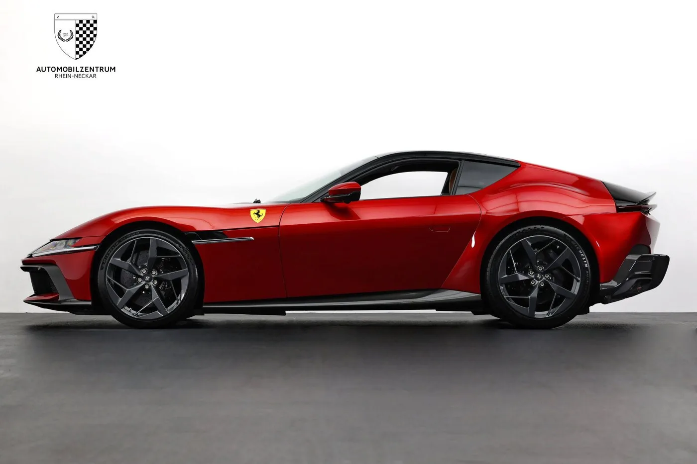 2025 Ferrari 12Cilindri angeboten von einem Supersportwagenhändler in Viernheim, Deutschland, Foto 12 von 25