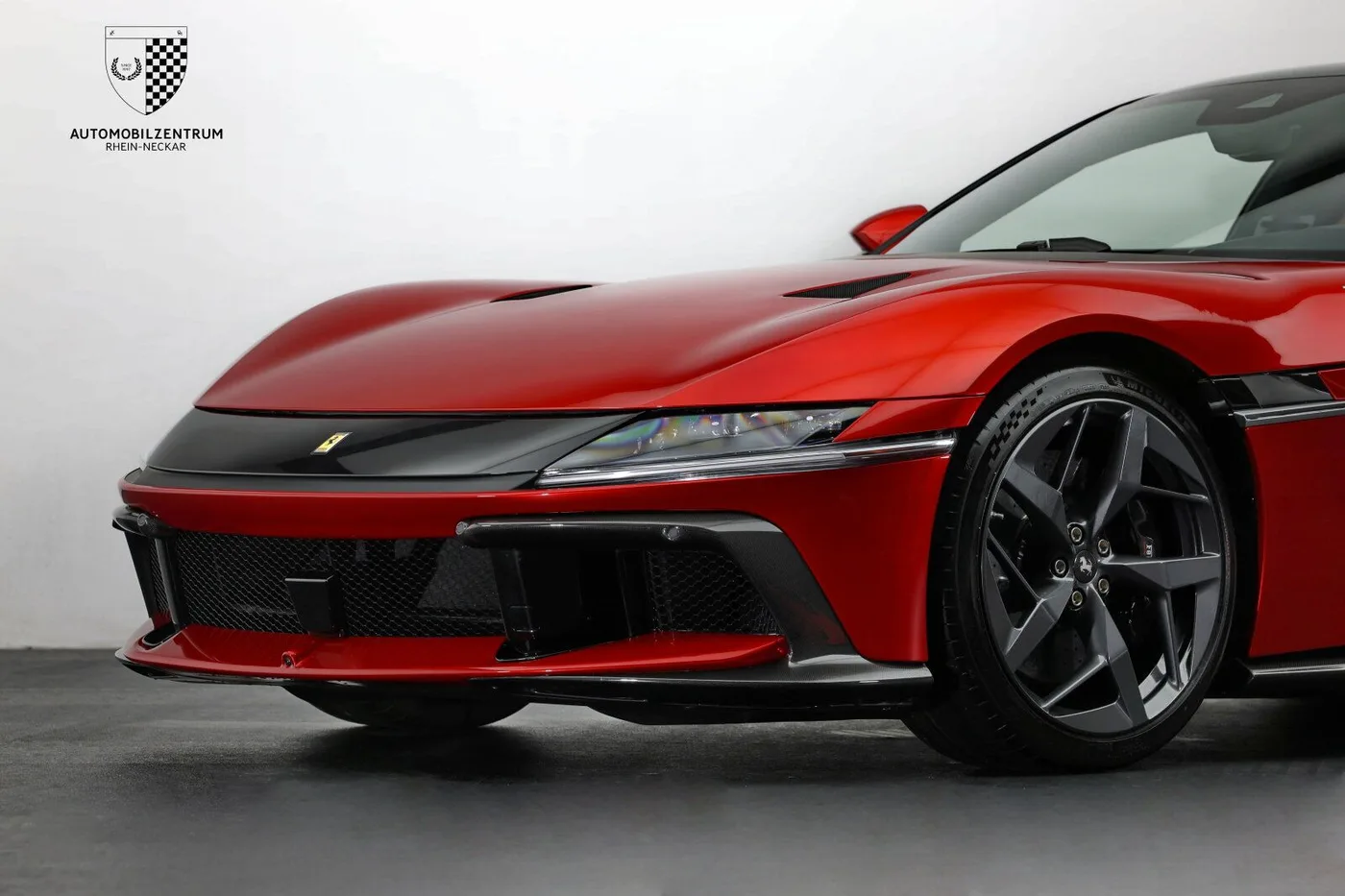 2025 Ferrari 12Cilindri angeboten von einem Supersportwagenhändler in Viernheim, Deutschland, Foto 13 von 25