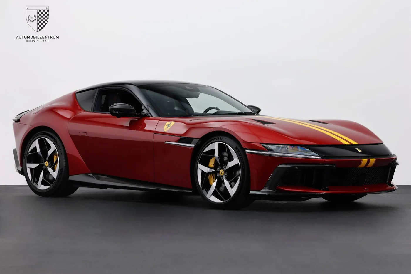 2025 Ferrari 12Cilindri angeboten von einem Supersportwagenhändler in Viernheim, Deutschland, Foto 12 von 25