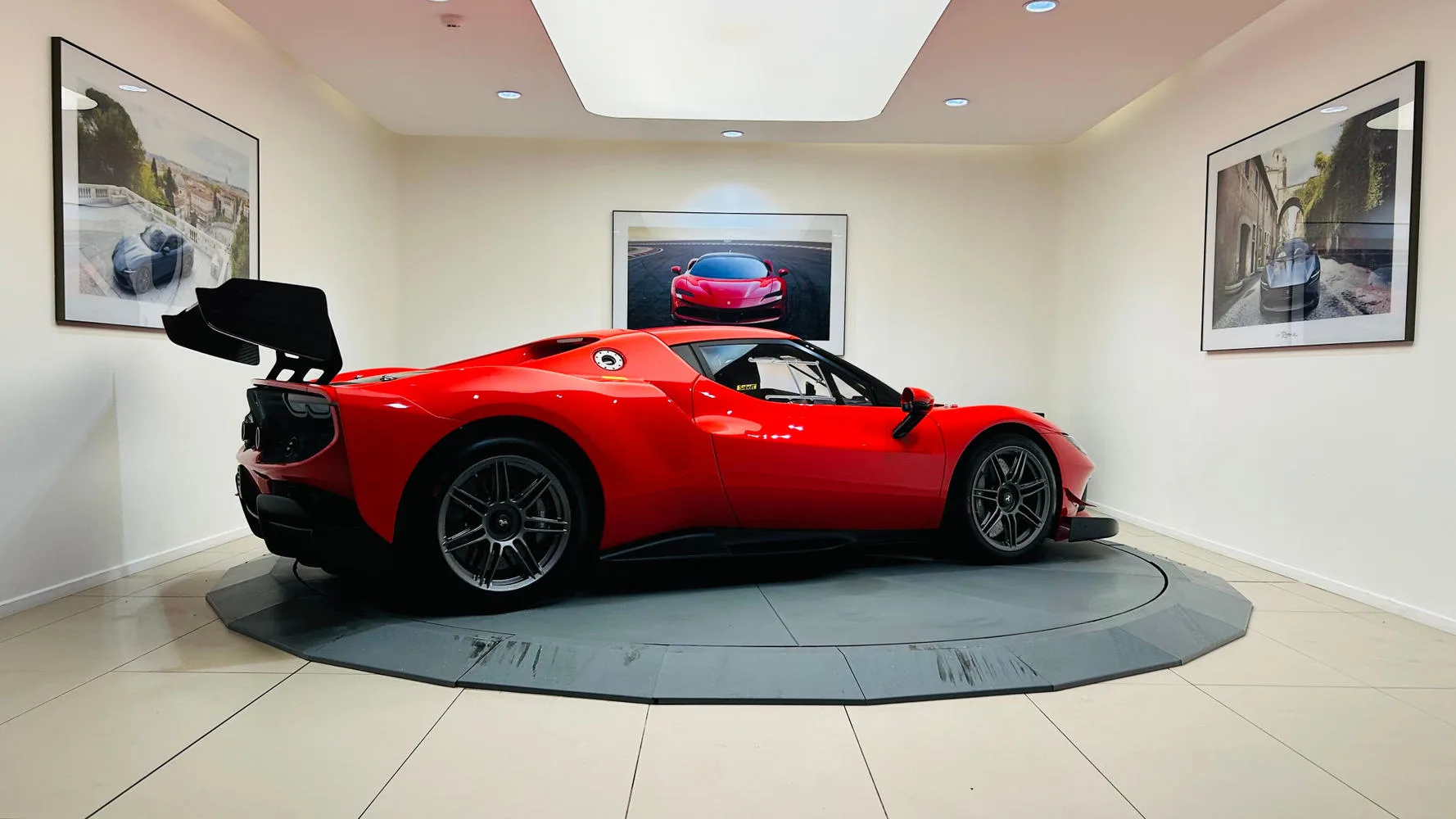2025 Ferrari 296 Challenge, 3/28