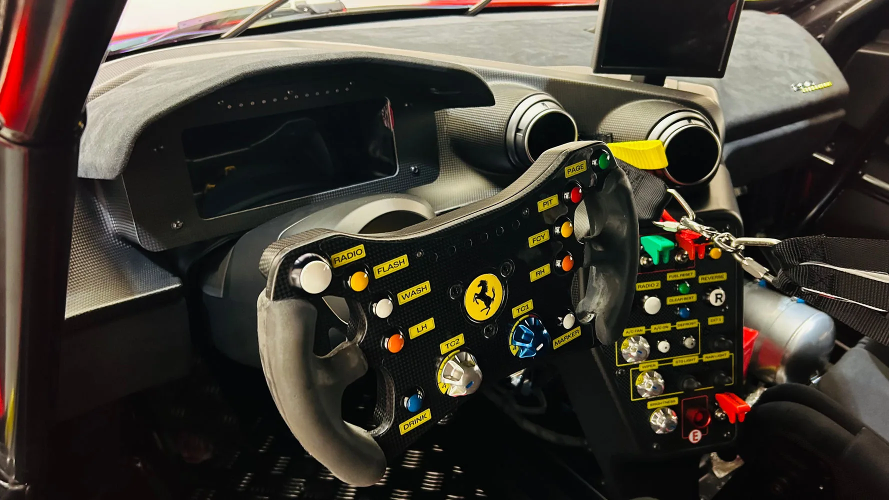 2025 Ferrari 296 Challenge, 5/28