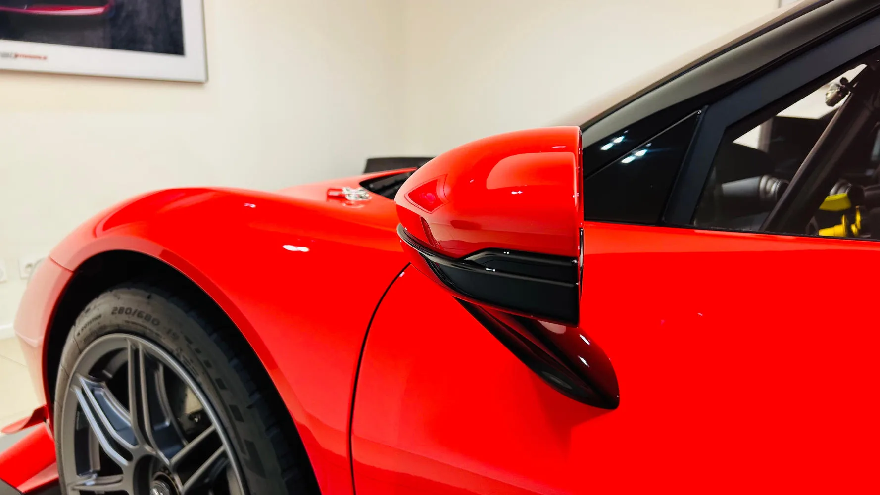 2025 Ferrari 296 Challenge, 13/28