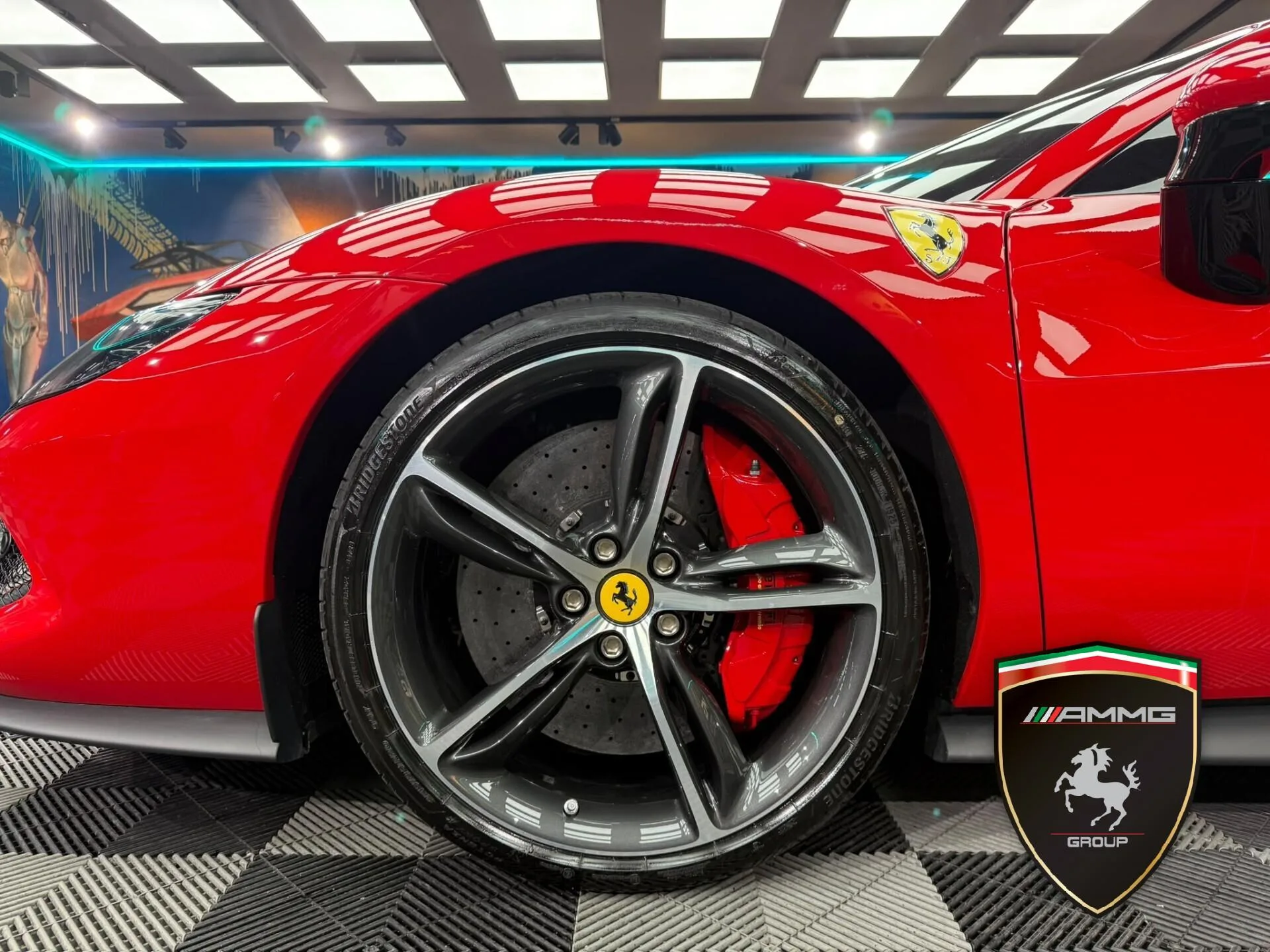 2025 Ferrari 296 GTS, 8/15