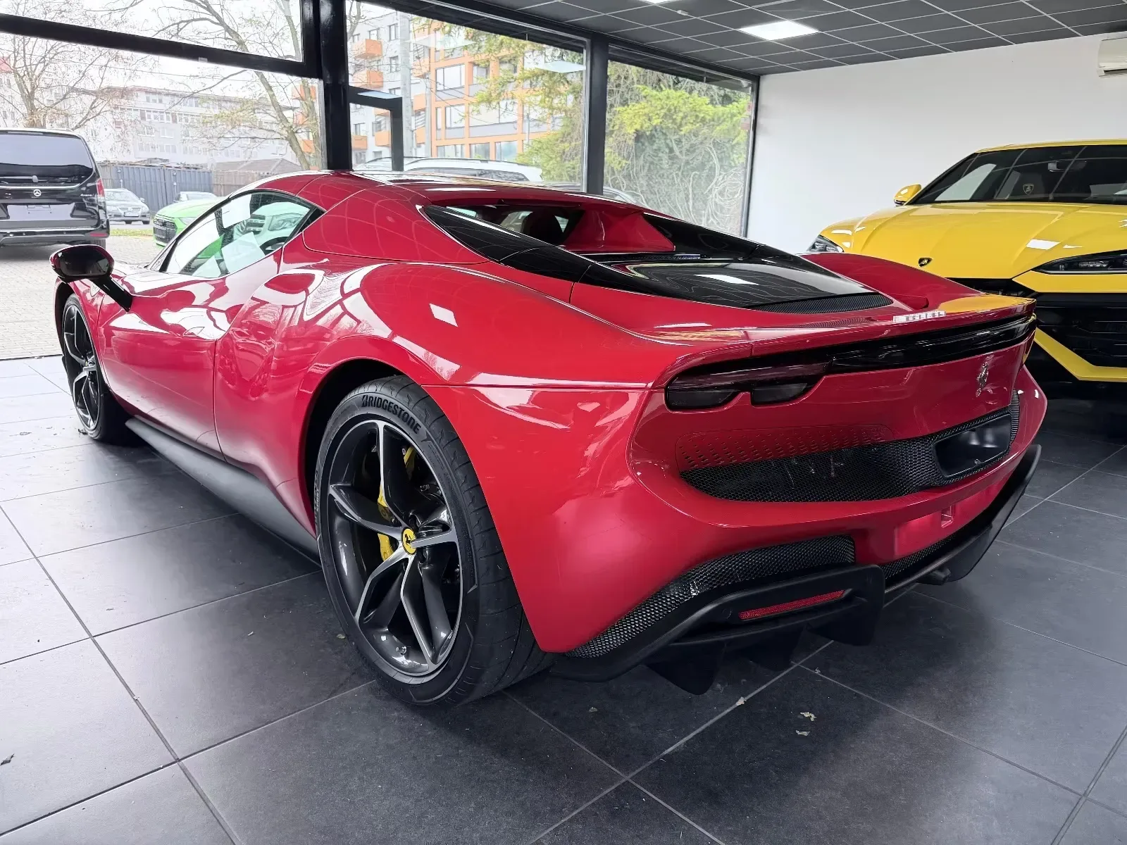 2025 Ferrari 296 GTS, 3/24