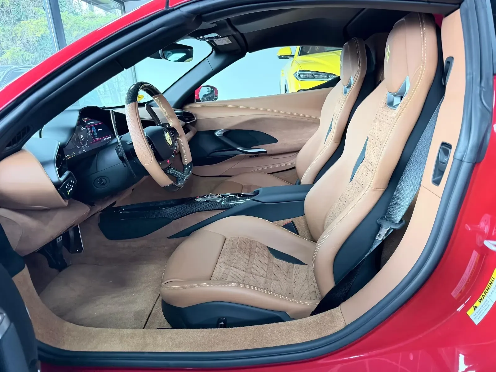 2025 Ferrari 296 GTS, 4/24