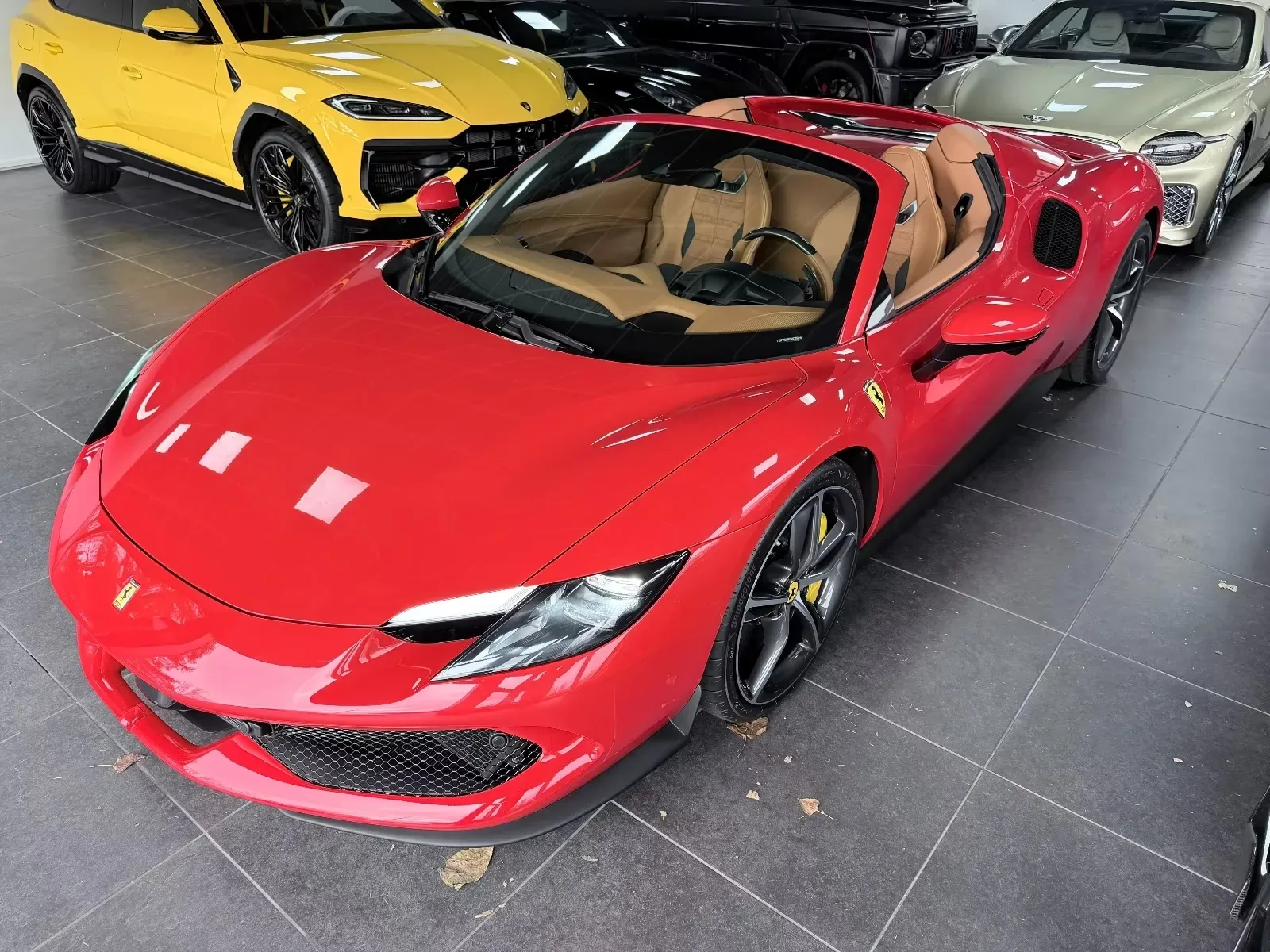 2025 Ferrari 296 GTS, 8/24