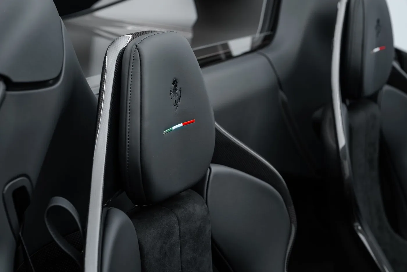 2025 Ferrari 296 GTS offered by a specialist dealer in Putzbrunn, Germany, photo 13 of 15