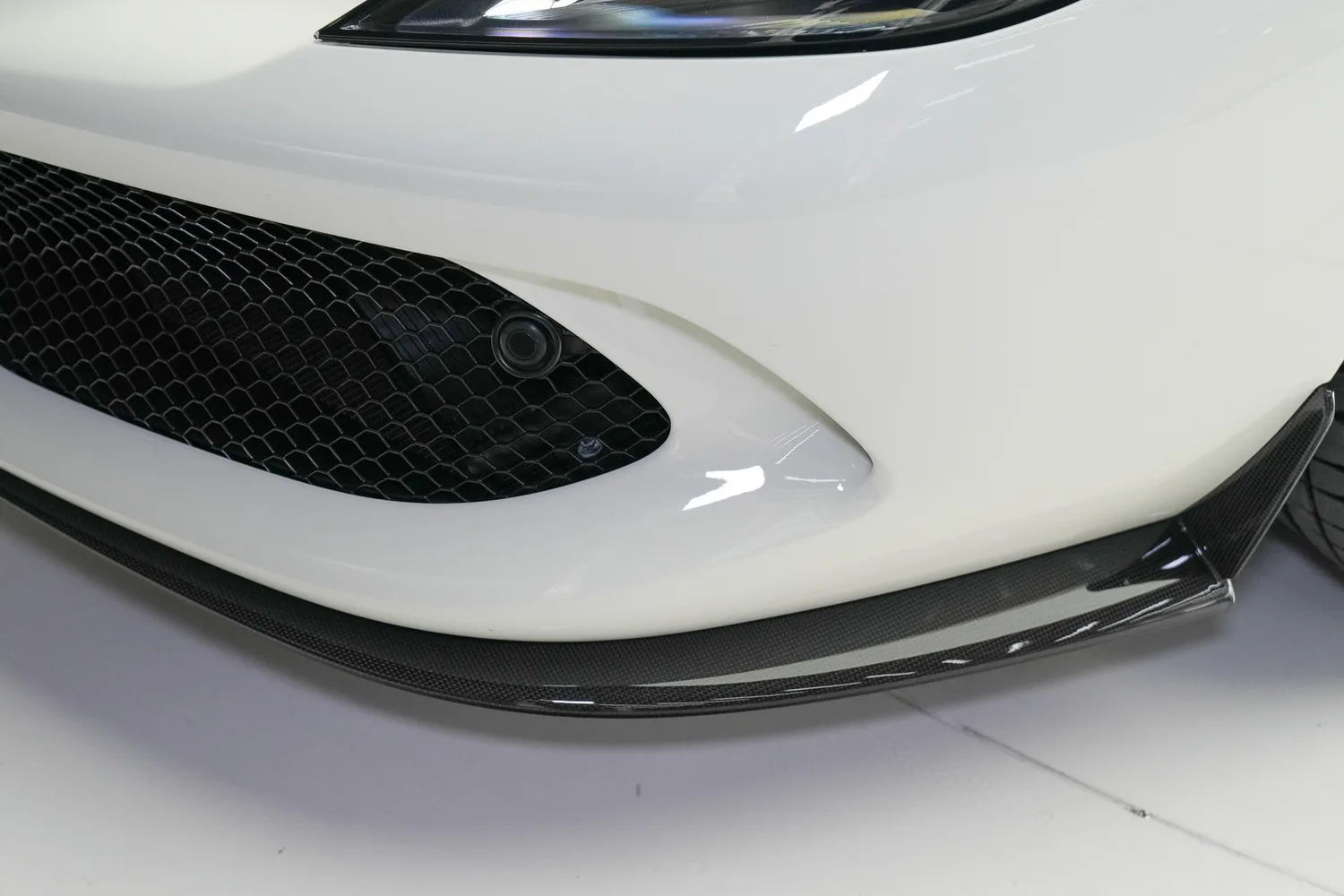 2025 Ferrari 296 GTS, 16/20
