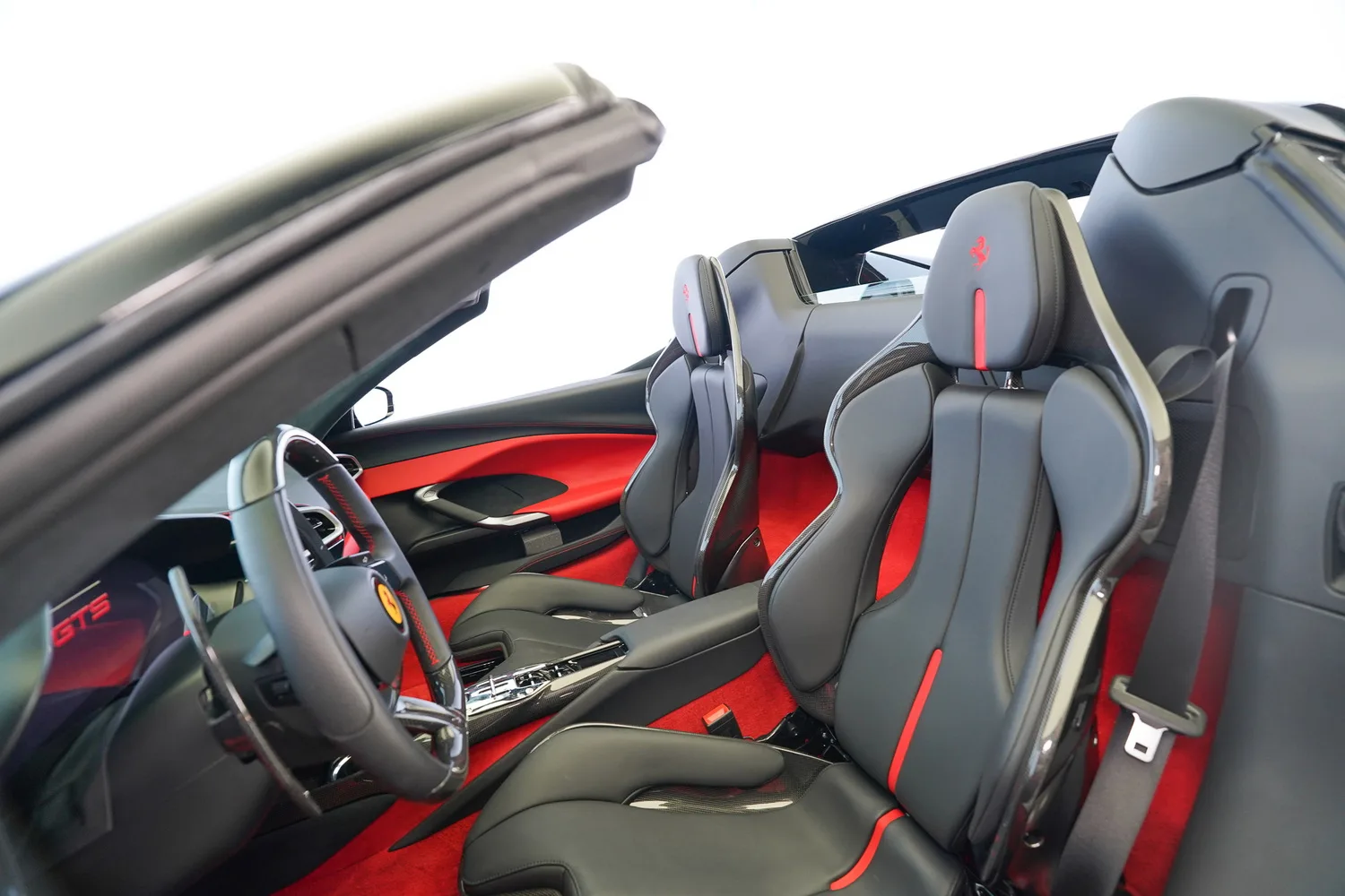 2025 Ferrari 296 GTS, 11/19