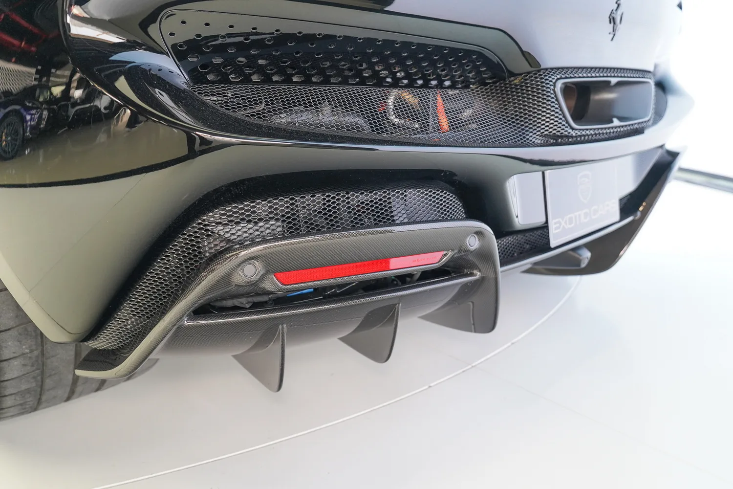 2025 Ferrari 296 GTS, 15/19