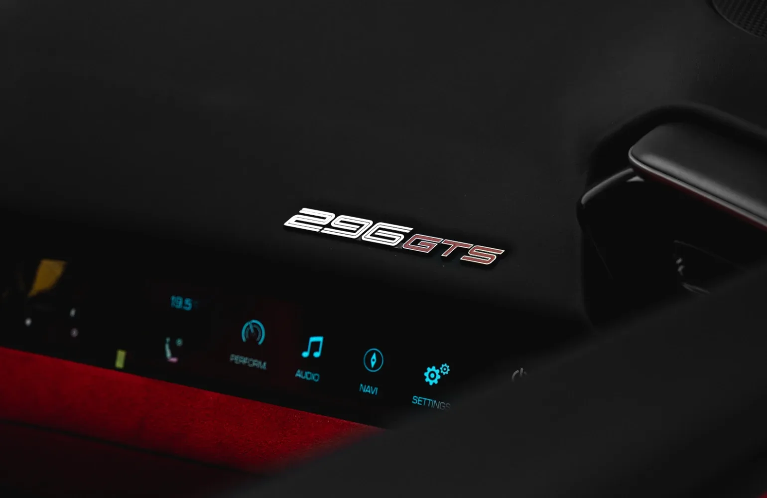 2025 Ferrari 296 GTS, 8/30