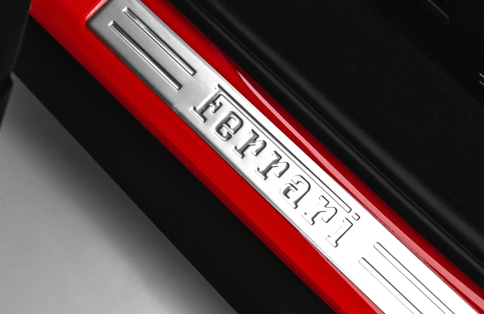 2025 Ferrari 296 GTS, 18/30