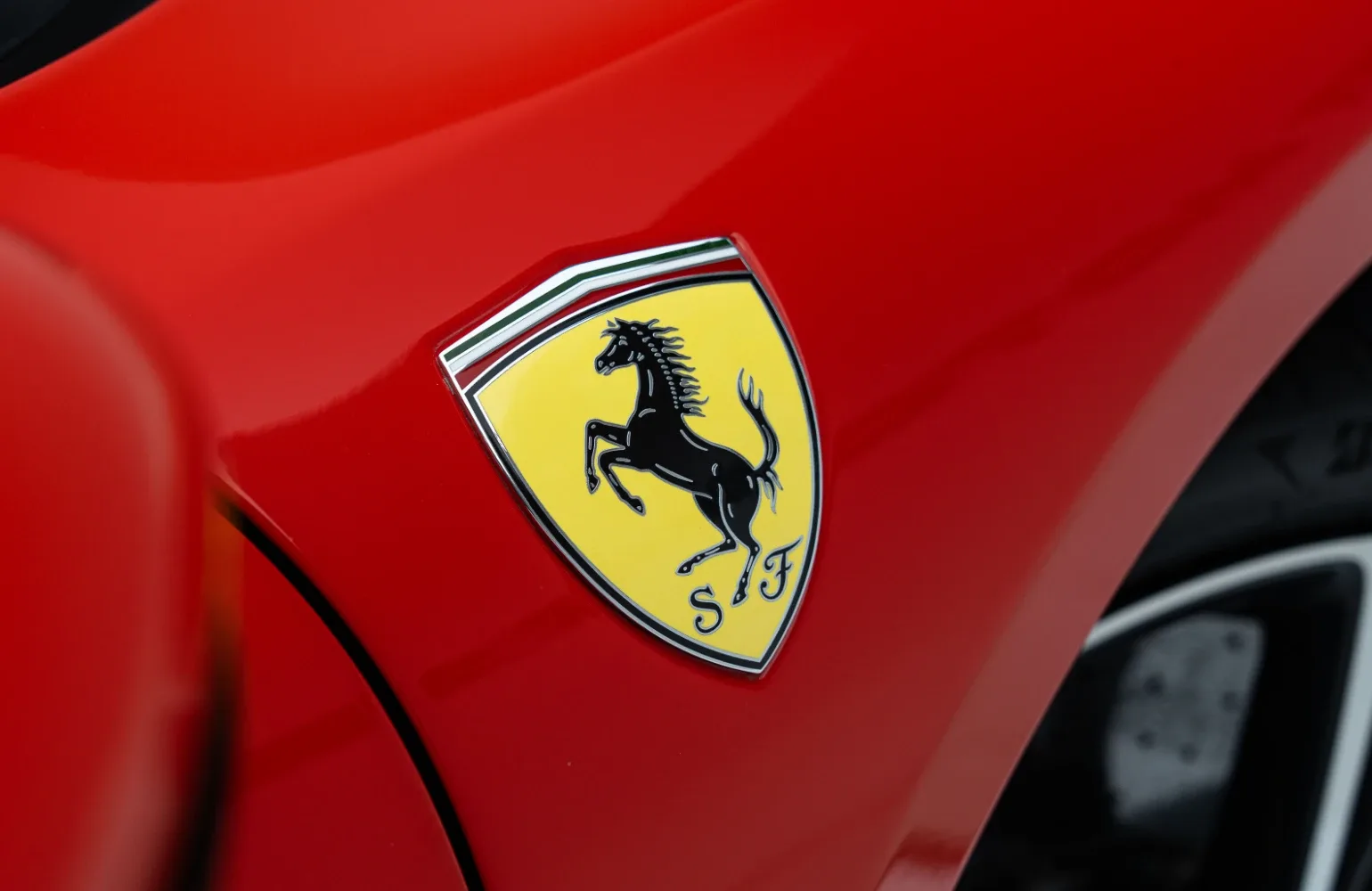 2025 Ferrari 296 GTS, 21/30