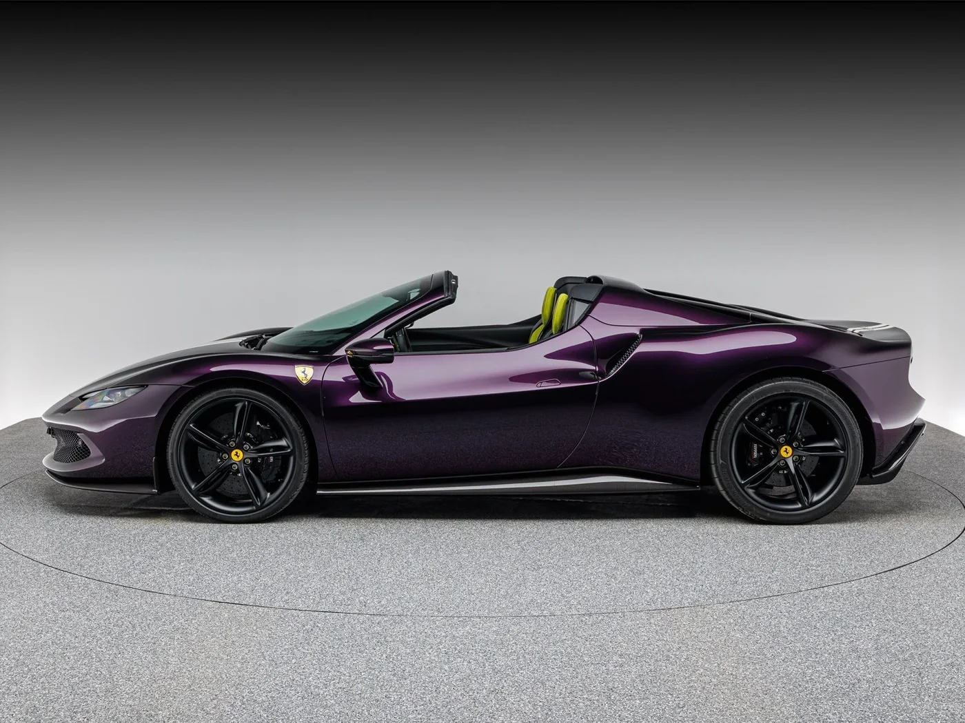 2025 Ferrari 296 GTS angeboten von einem Fachhändler in Böblingen, Deutschland, Foto 3 von 15