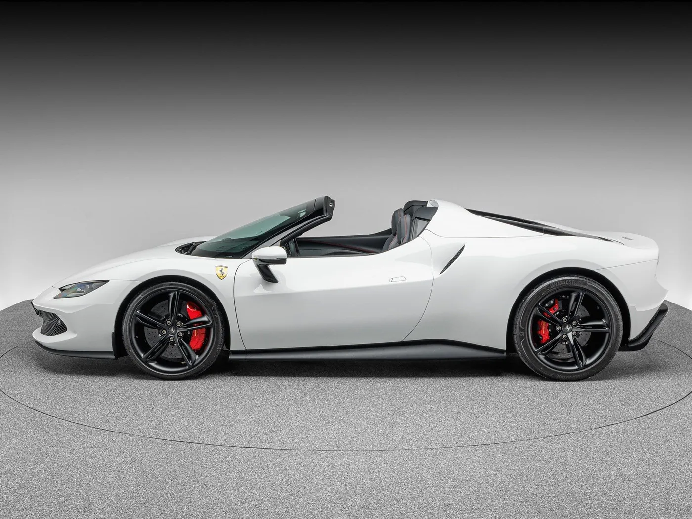 2025 Ferrari 296 GTS offered by a specialist dealer in Böblingen, Germany, photo 2 of 15