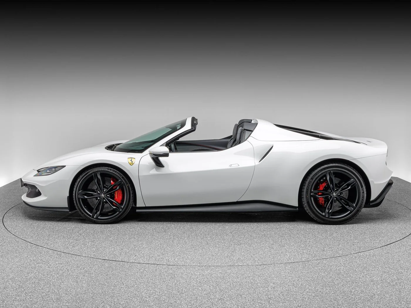 2025 Ferrari 296 GTS angeboten von einem Fachhändler in Böblingen, Deutschland, Foto 2 von 15
