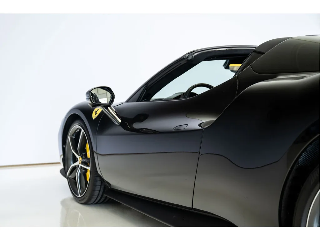 2025 Ferrari 296 GTS, 4/30