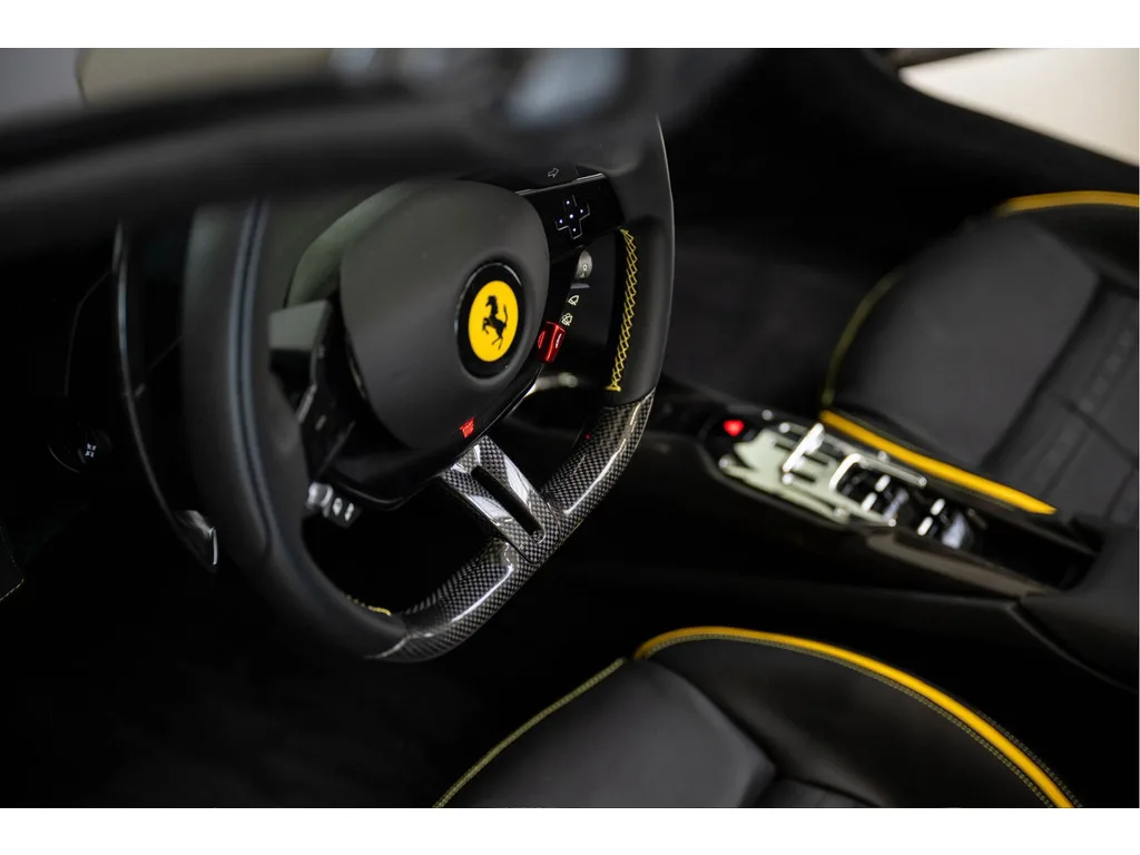 2025 Ferrari 296 GTS, 8/30