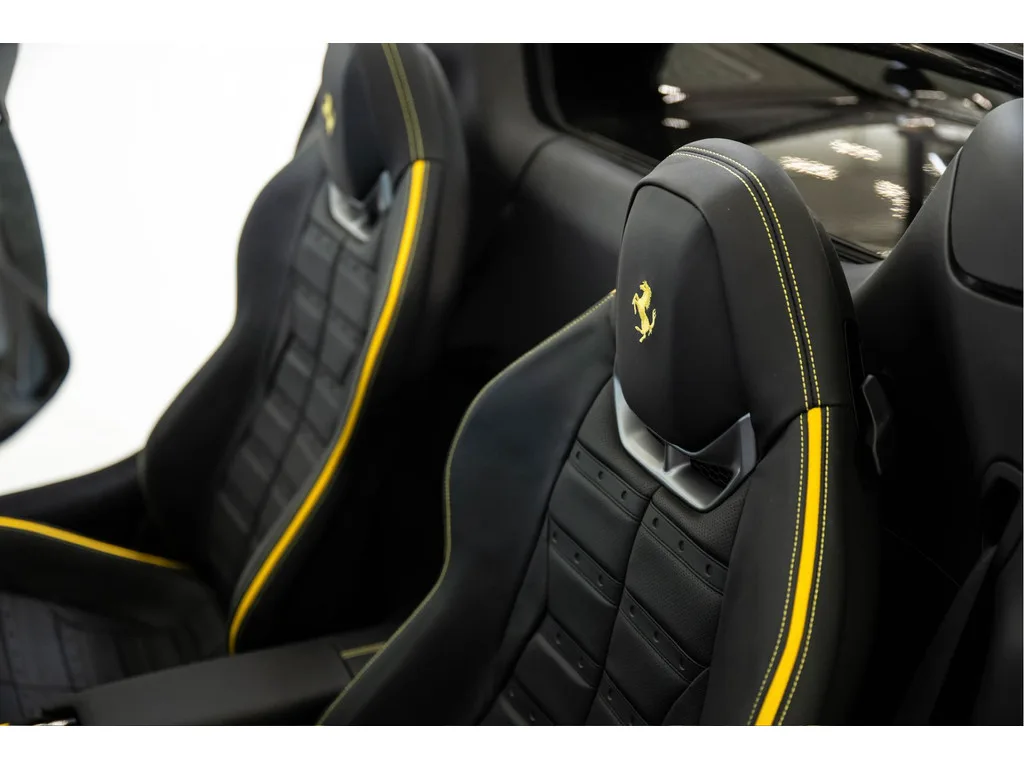 2025 Ferrari 296 GTS, 20/30