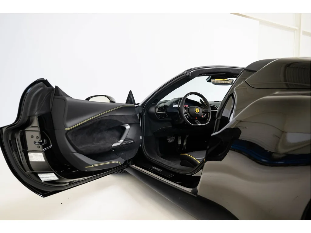 2025 Ferrari 296 GTS, 24/30