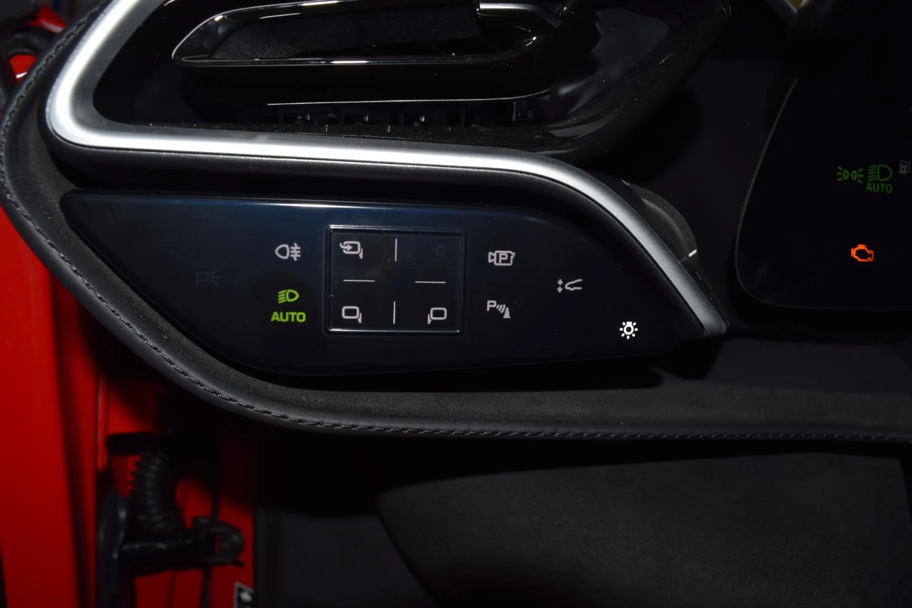 2025 Ferrari 296 GTS, 13/26