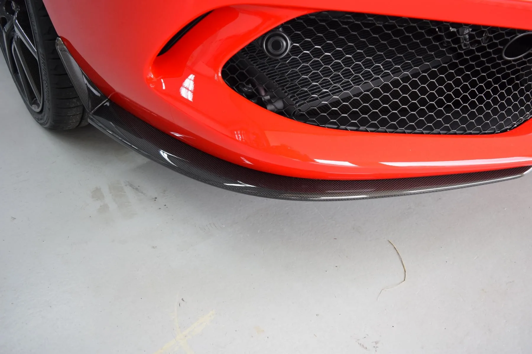 2025 Ferrari 296 GTS, 17/26