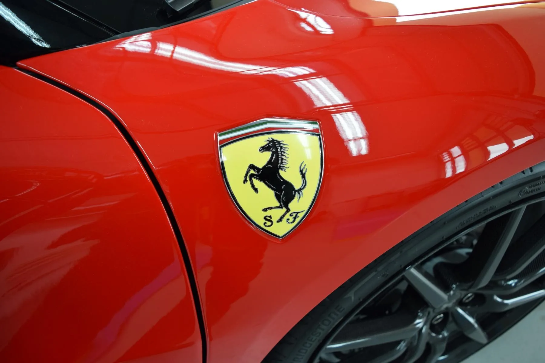 2025 Ferrari 296 GTS, 20/26