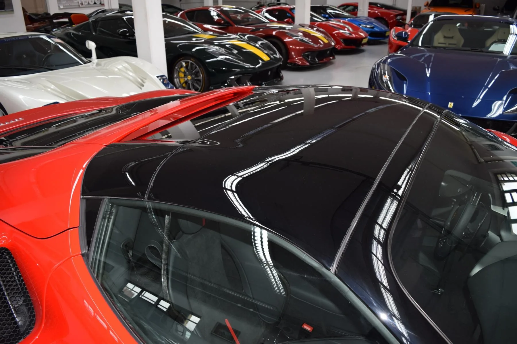 2025 Ferrari 296 GTS, 23/26