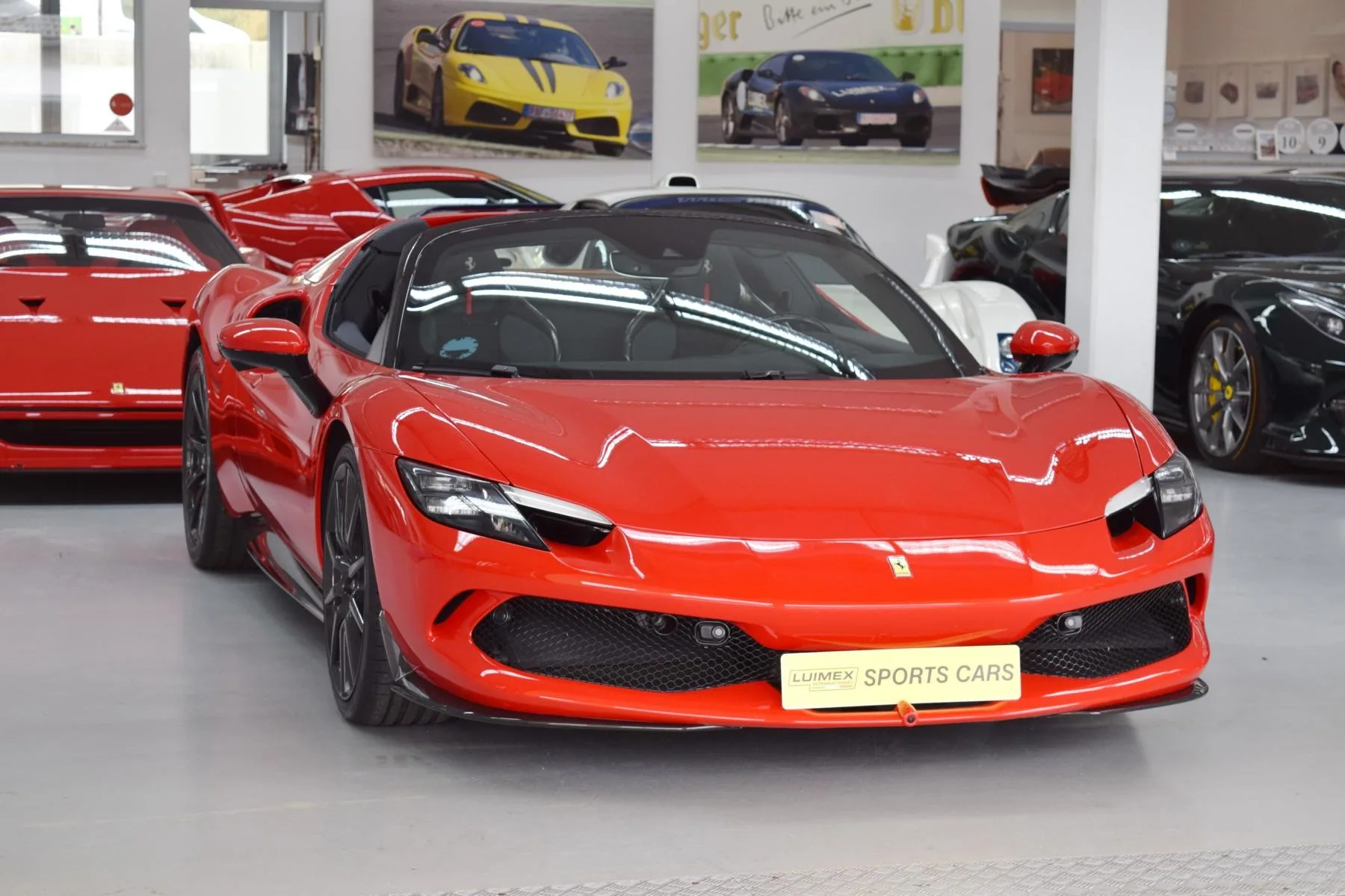 2025 Ferrari 296 GTS, 25/26