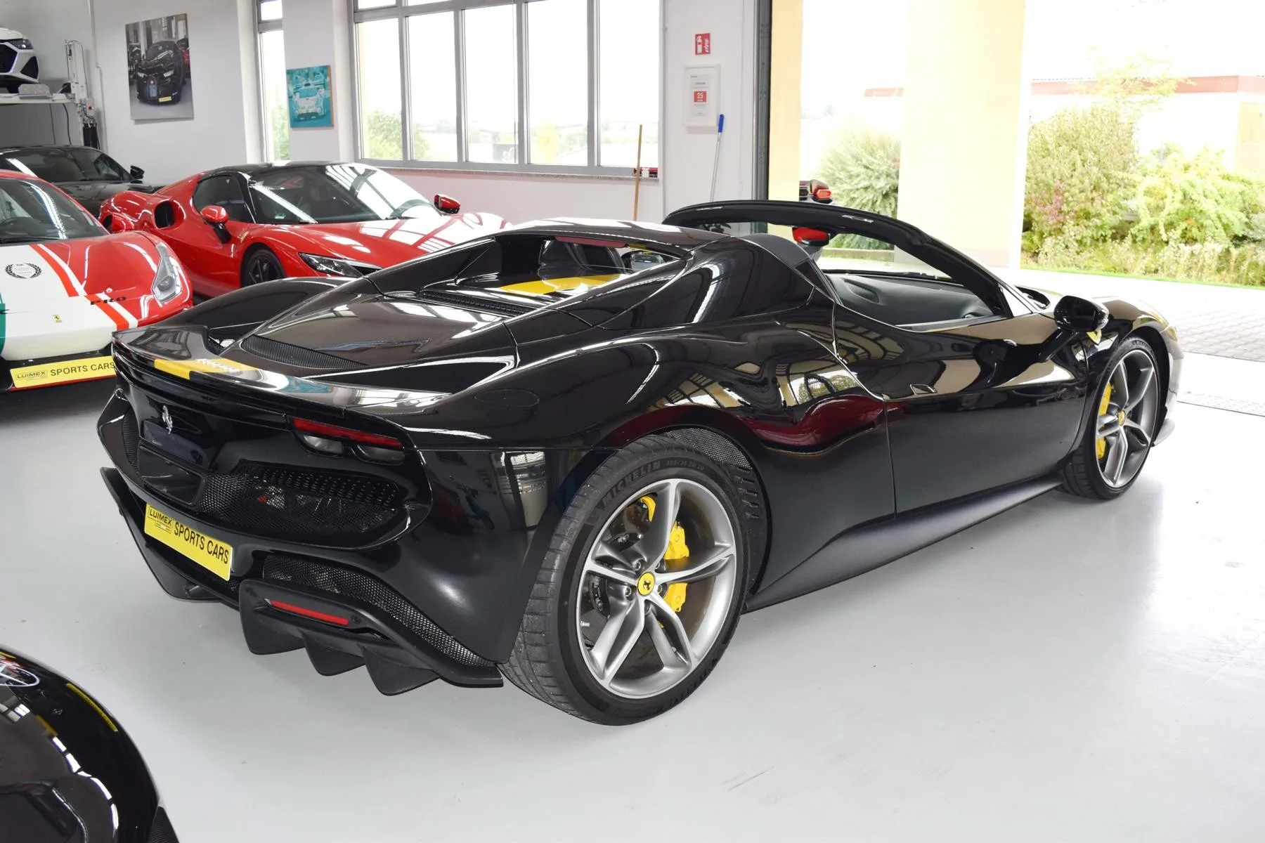 2025 Ferrari 296 GTS, 3/23