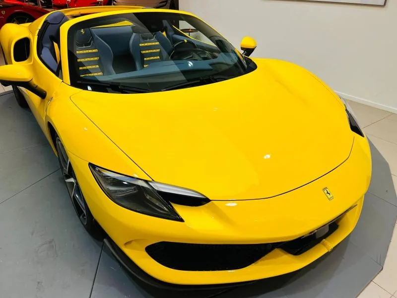 2025 Ferrari 296 GTS, 12/20