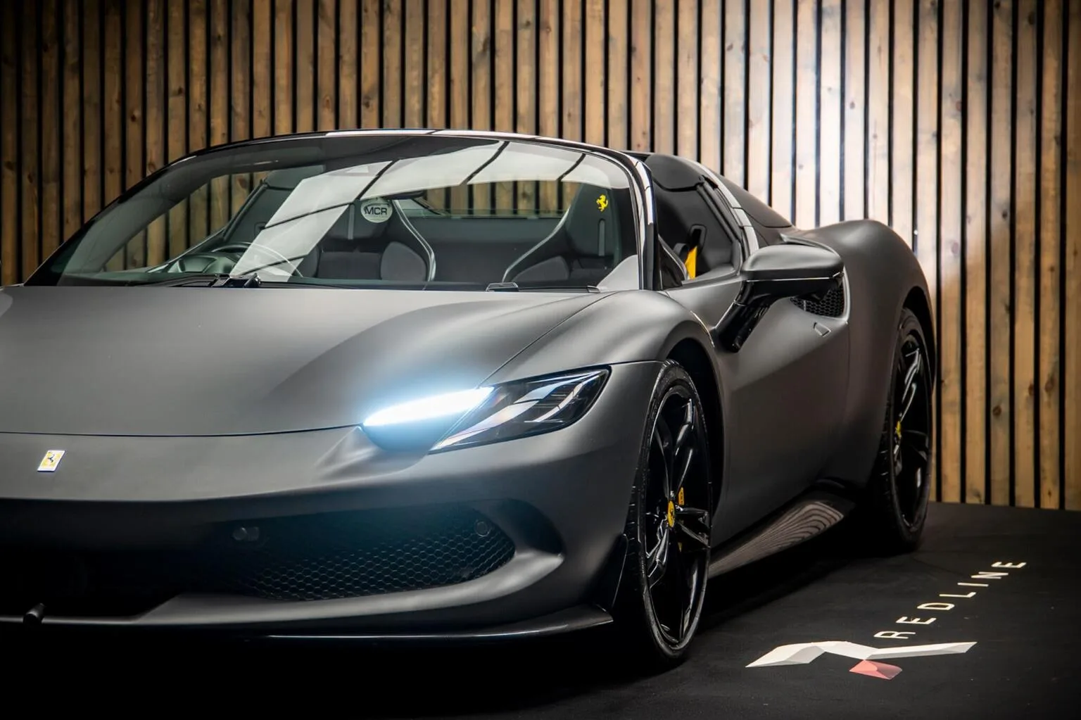 2025 Ferrari 296 GTS, 12/30