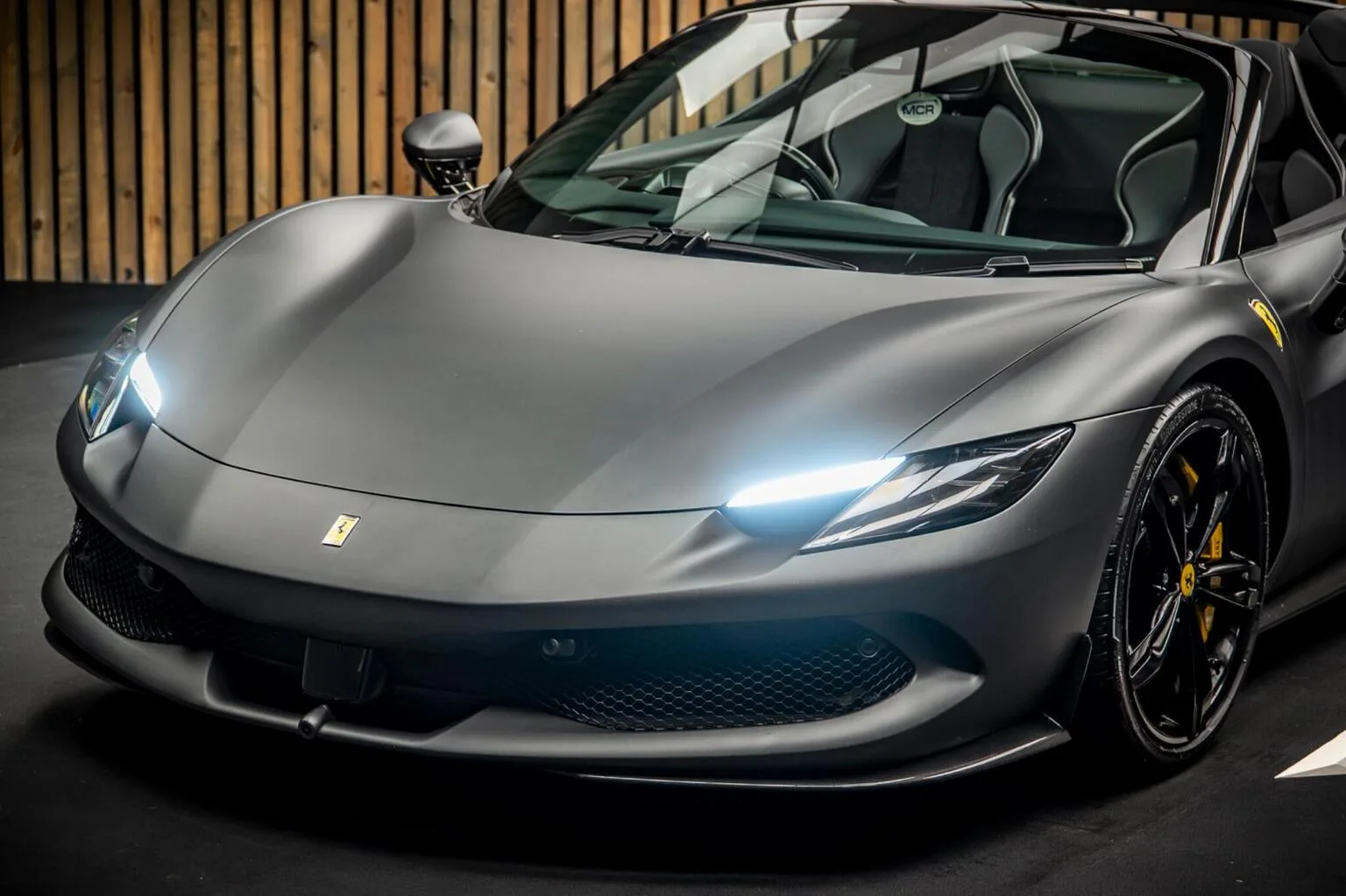 2025 Ferrari 296 GTS, 14/30