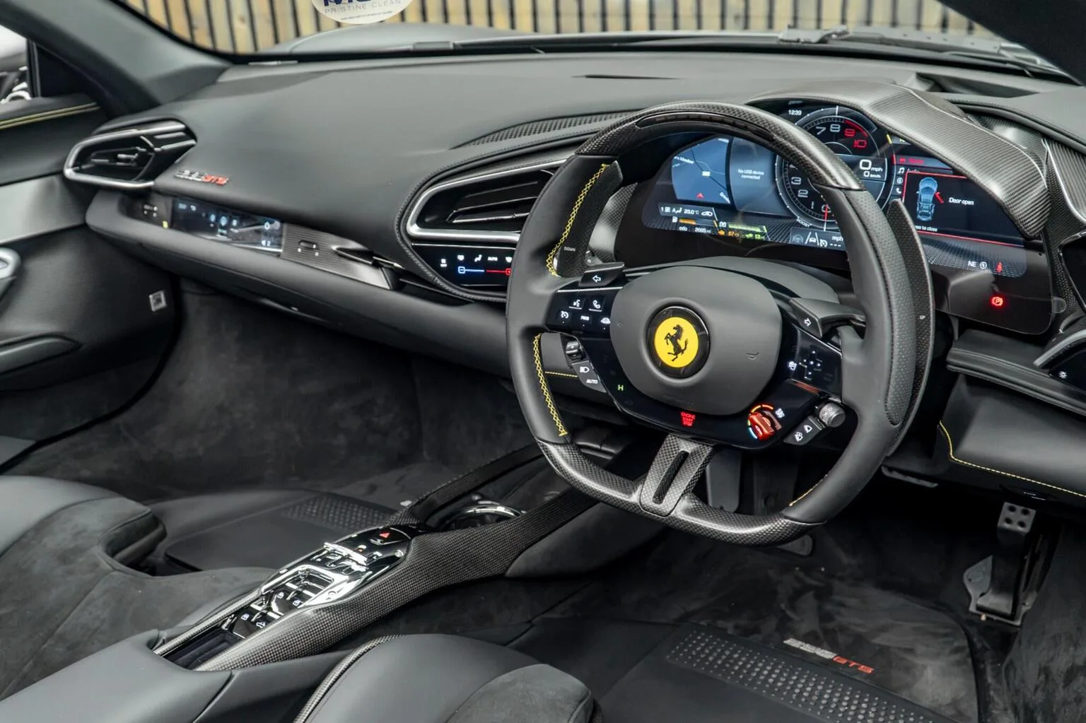 2025 Ferrari 296 GTS, 23/30
