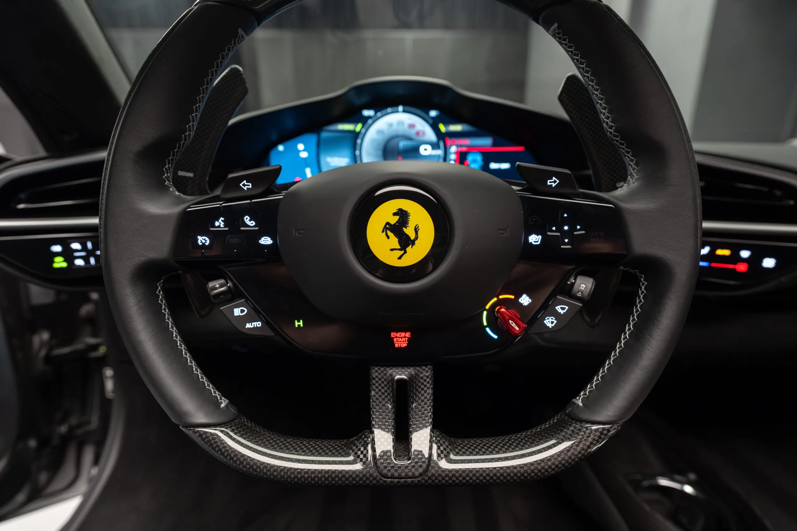 2025 Ferrari 296 GTS, 19/30