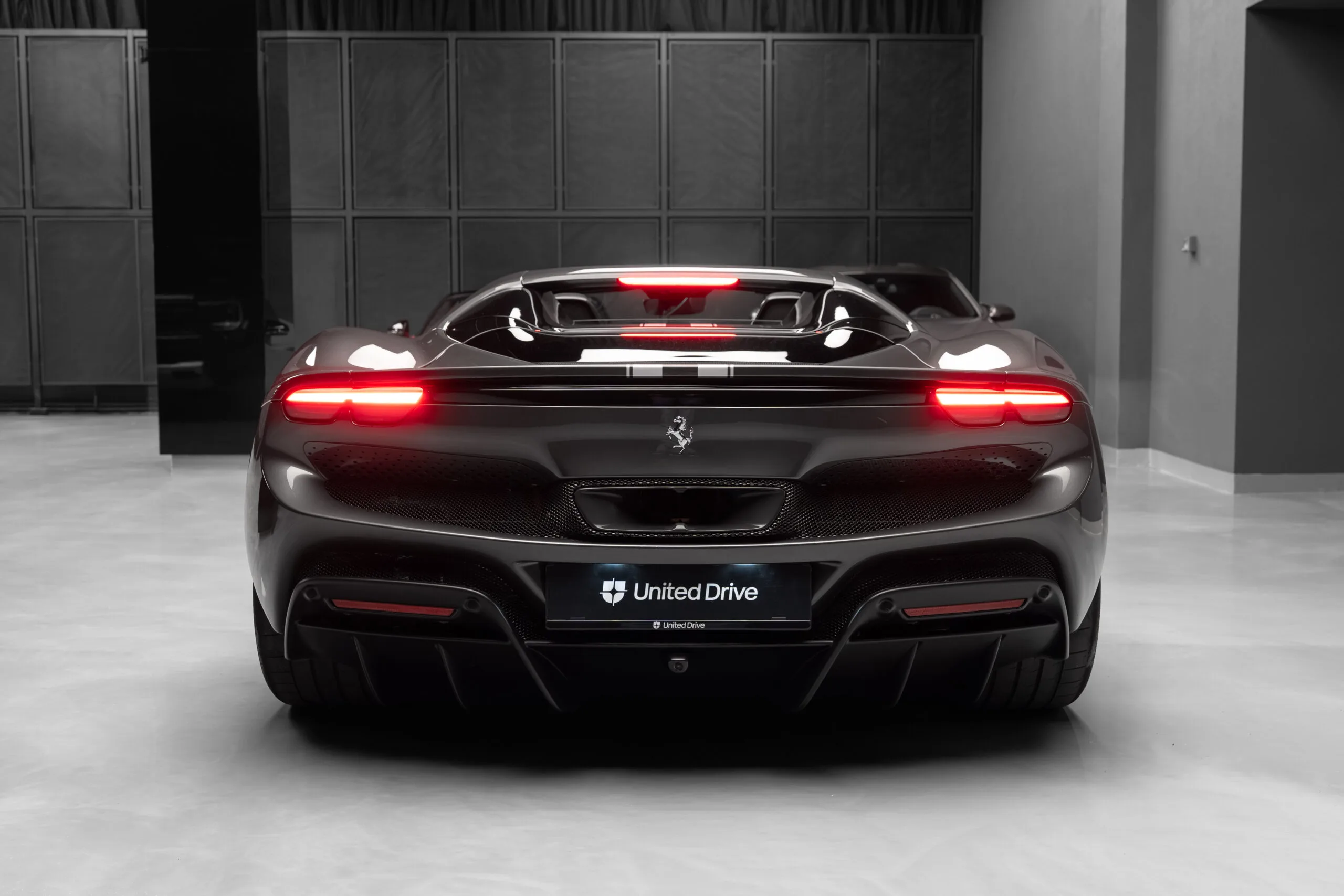 2025 Ferrari 296 GTS, 28/30